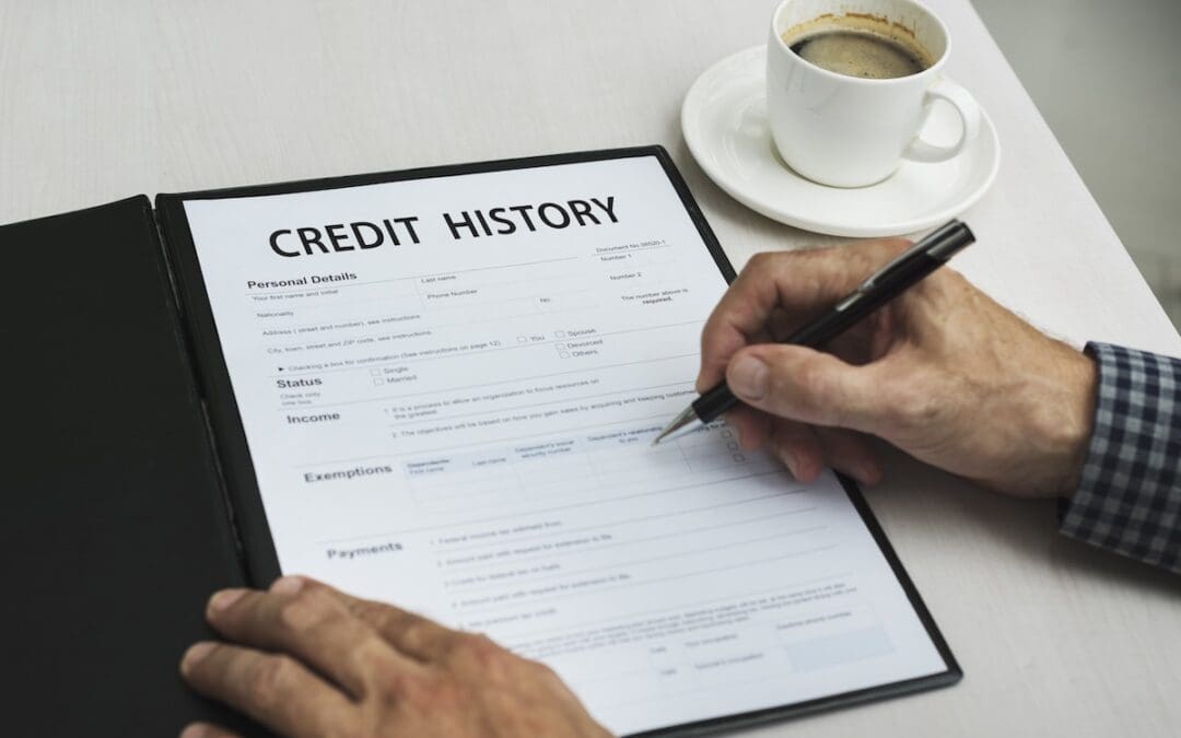 How Long Bankruptcy Stays on a Credit Report After Discharge