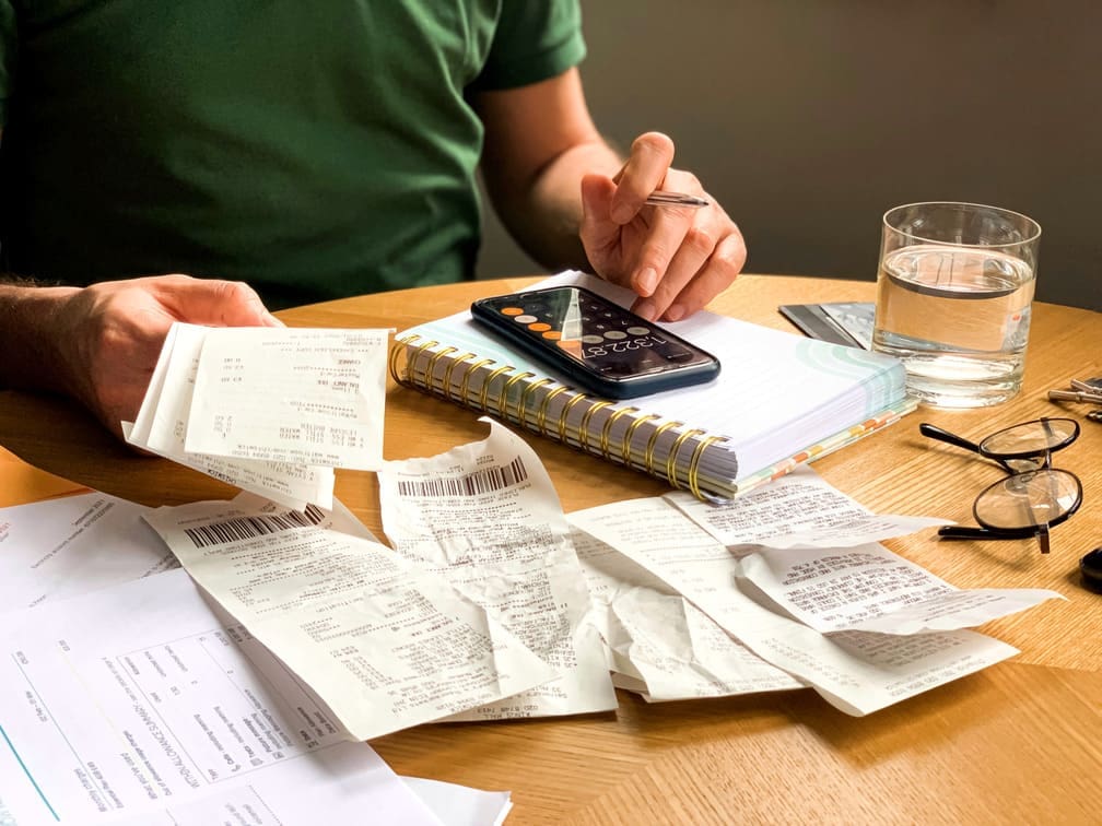 How the Automatic Stay Stops Wage Garnishment and Foreclosure in Nevada