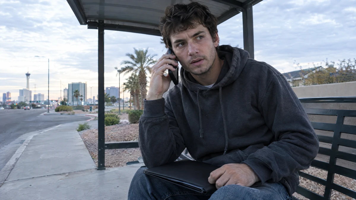 A man calls from a bus stop about bankruptcy filing charges and installment timing.